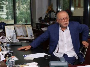 Ованес Мелик-Пашаев н а работното си място